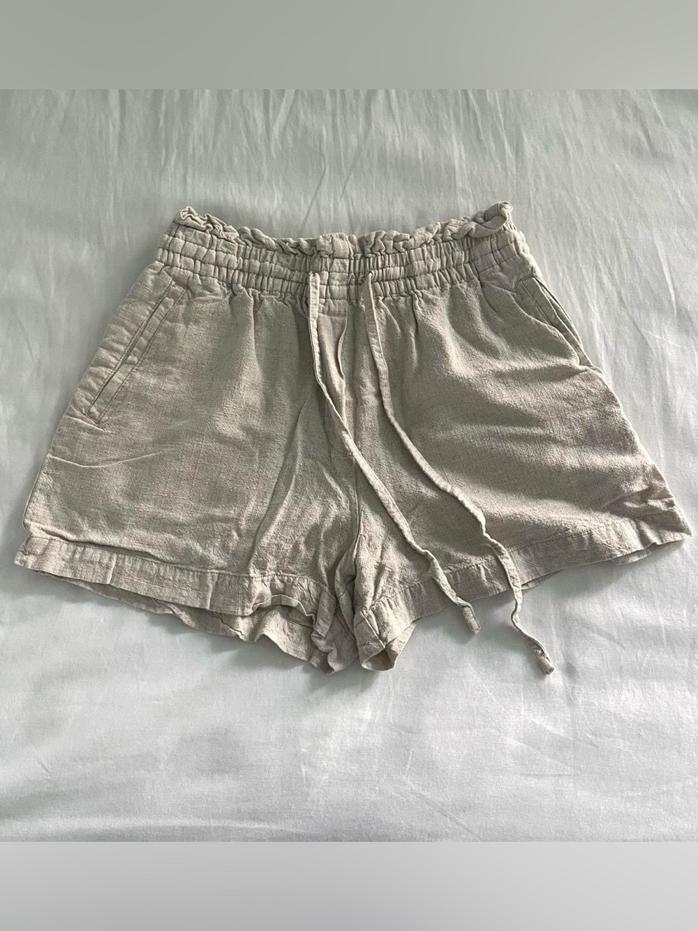 H&M Light Beige Drawstring Linen-Blend Athletic Shorts